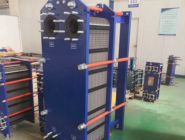 板式換熱器現(xiàn)場實(shí)拍圖 板式換熱器現(xiàn)場實(shí)拍圖